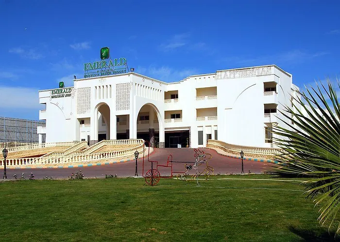 Szálloda Golden 5 Emerald Gurdaka